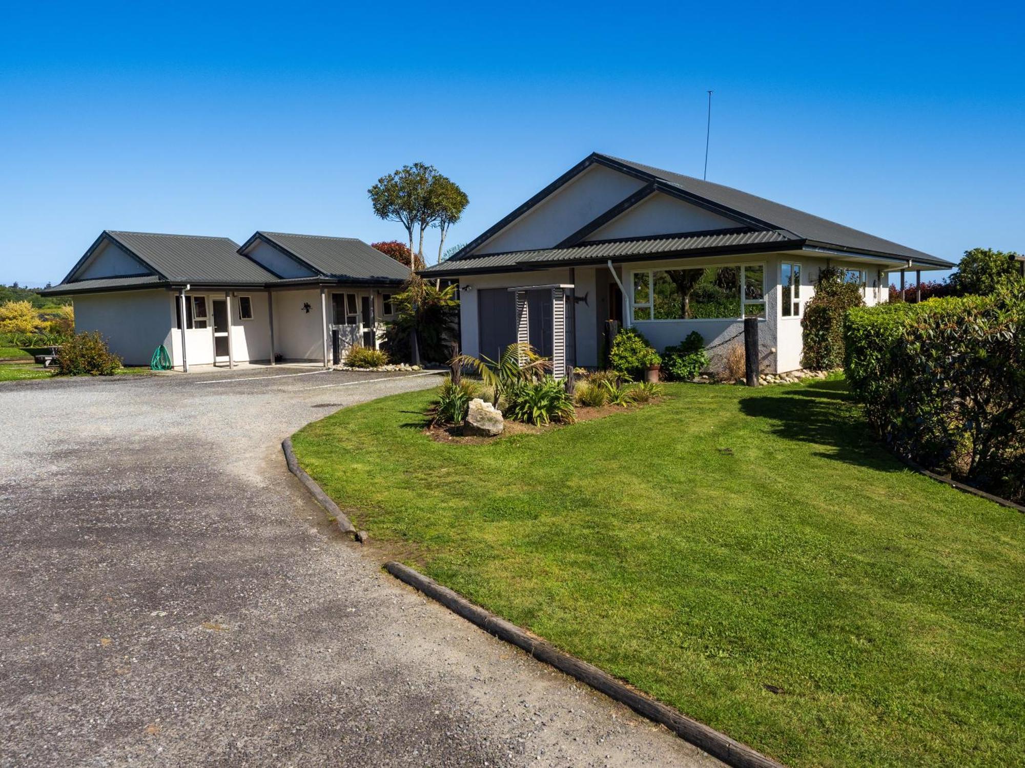 Karamea River Motels ภายนอก รูปภาพ